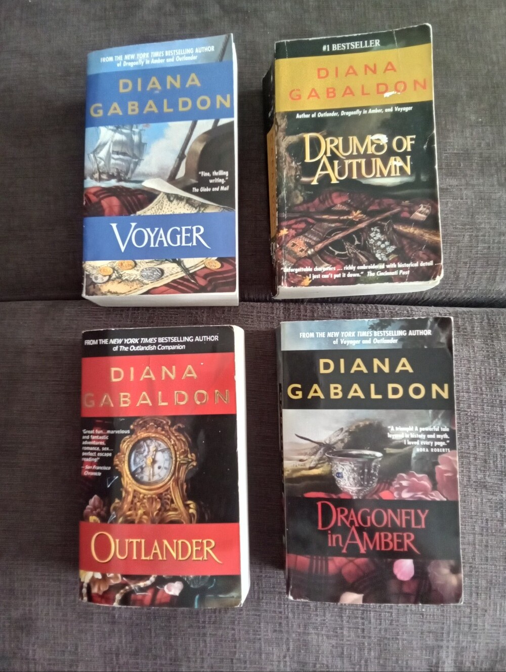 Diana Gabaldon Outlander Series 4 Book Set